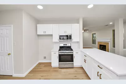 11927 Canyon Mills Drive, Houston, TX 77095 - Photo 12