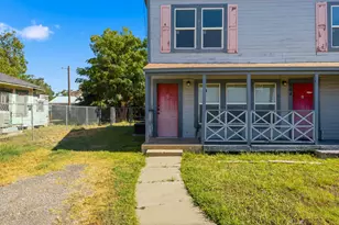 304 E 22nd St, Bryan, TX 77803 - Photo 2