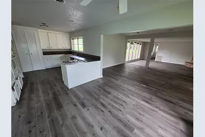 803 Avenue C, Sweeny, TX 77480 - Photo 10