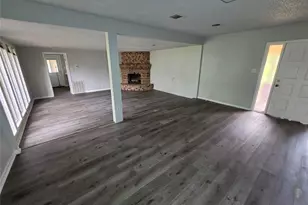 803 Avenue C, Sweeny, TX 77480 - Photo 6