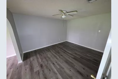 803 Avenue C, Sweeny, TX 77480 - Photo 18