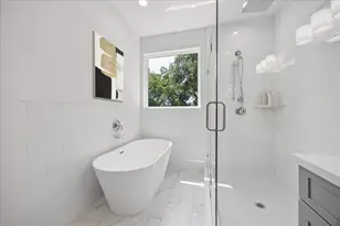 1832 W Tidwell Rd, Houston, TX 77091 - Photo 18