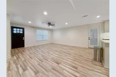 6811 Heron Drive, Houston, TX 77087 - Photo 6