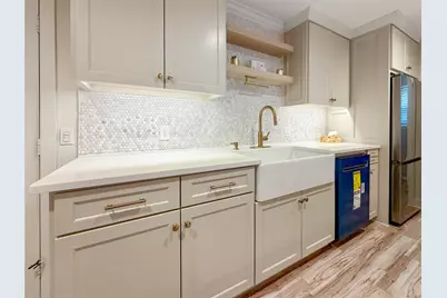 6811 Heron Drive, Houston, TX 77087 - Photo 16