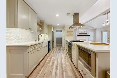 6811 Heron Drive, Houston, TX 77087 - Photo 14