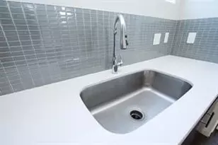 611 Sydnor St, Houston, TX 77020 - Photo 16