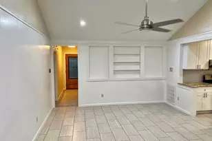 9006 Roos Rd, Houston, TX 77036 - Photo 8