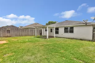 19407 Otter Trail Ct, Katy, TX 77449 - Photo 4