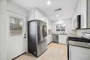 7515 Magnolia St, Houston, TX 77023 - Photo 4