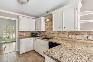 30 Little John Ln, Dayton, TX 77535 - Photo 20