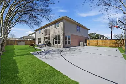 8126 Buffalo Springs Court, Sugar Land, TX 77479 - Photo 2