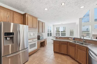 8126 Buffalo Springs Court, Sugar Land, TX 77479 - Photo 8