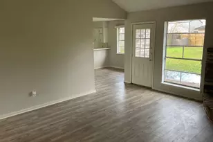 117 Bastrop St, Angleton, TX 77515 - Photo 2
