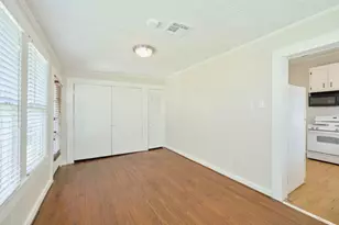 219 W 13th St, Houston, TX 77008 - Photo 18