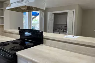 218 N Ormsby St, Alvin, TX 77511 - Photo 6