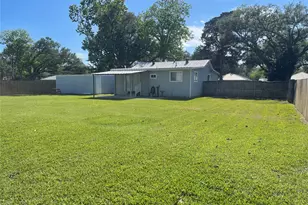 218 N Ormsby St, Alvin, TX 77511 - Photo 10