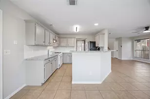 16710 Cheshire Pl Dr, Houston, TX 77083 - Photo 10