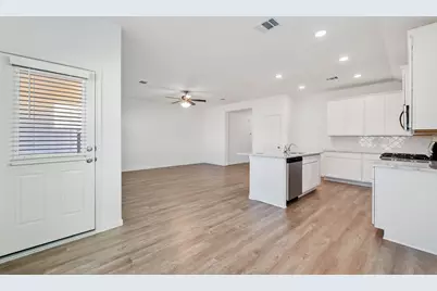 12612 Canyon Falls Boulevard, Willis, TX 77318 - Photo 14