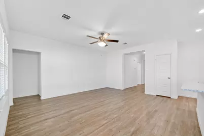 12612 Canyon Falls Boulevard, Willis, TX 77318 - Photo 8
