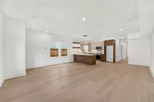 959 Ringold St, Houston, TX 77088 - Photo 2