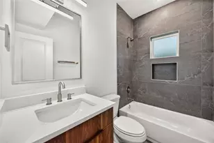 959 Ringold St, Houston, TX 77088 - Photo 8