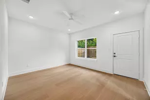 959 Ringold St, Houston, TX 77088 - Photo 12
