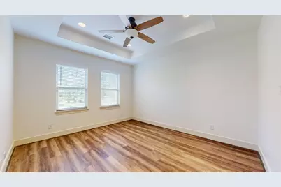 155 Benjis Place, The Woodlands, TX 77380 - Photo 16