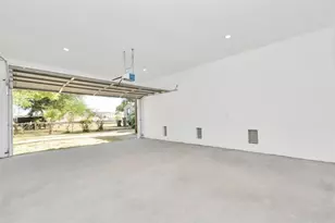 4123 Ave M 1/2, Galveston, TX 77550 - Photo 16