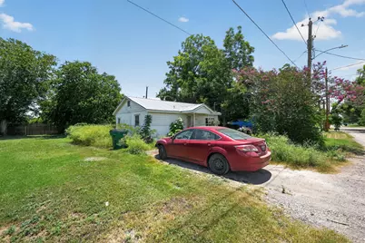 105 S Broadway Street, Thorndale, TX 76577 - Photo 14