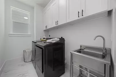 1935 Knoll Square Drive, Houston, TX 77080 - Photo 18