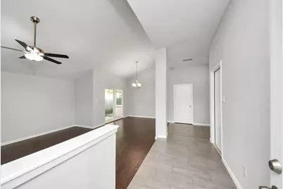 11122 Windmark Place, Houston, TX 77099 - Photo 8