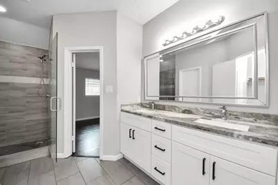 11122 Windmark Place, Houston, TX 77099 - Photo 32