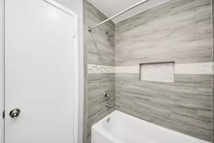11122 Windmark Pl, Houston, TX 77099 - Photo 28