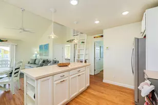 4215 San Jacinto Dr, Galveston, TX 77554 - Photo 32