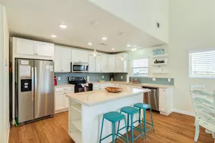 4215 San Jacinto Dr, Galveston, TX 77554 - Photo 30