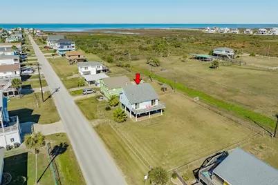 4215 San Jacinto Drive, Galveston, TX 77554 - Photo 6