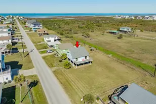 4215 San Jacinto Dr, Galveston, TX 77554 - Photo 6