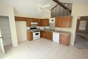 21314 Greenham Dr, Spring, TX 77388 - Photo 8