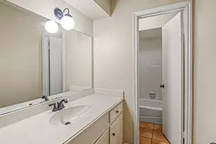 11711 Hillbrook Dr, Houston, TX 77070 - Photo 20