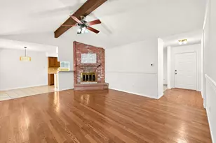 18530 Sweetmeadow Dr, Spring, TX 77379 - Photo 4
