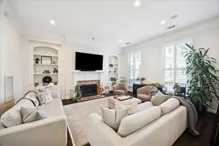 126 Oak Pl Dr, Houston, TX 77006 - Photo 6