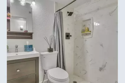3401 Timmons Lane #27, Houston, TX 77027 - Photo 22