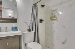 3401 Timmons Ln, Houston, TX 77027 - Photo 22