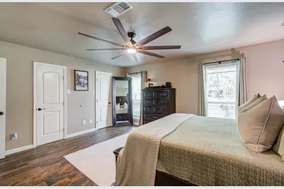 9834 Pinehurst Street, Baytown, TX 77521 - Photo 20