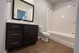 2136 W 34th St, Houston, TX 77018 - Photo 8