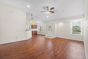 7214 Deep Forest Dr, Houston, TX 77088 - Photo 14