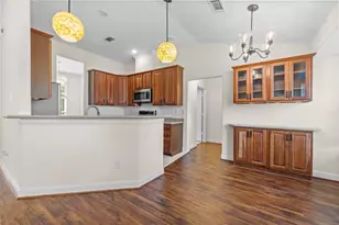 7214 Deep Forest Dr, Houston, TX 77088 - Photo 18