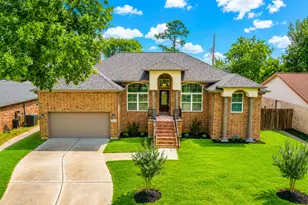 7214 Deep Forest Dr, Houston, TX 77088 - Photo 1