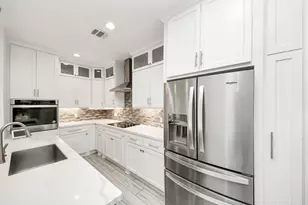 3600 Jeanetta St, Houston, TX 77063 - Photo 10