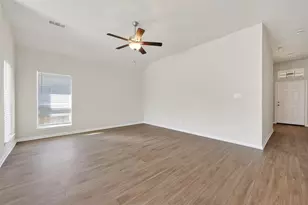 14371 N Summerchase Cir, Willis, TX 77318 - Photo 8